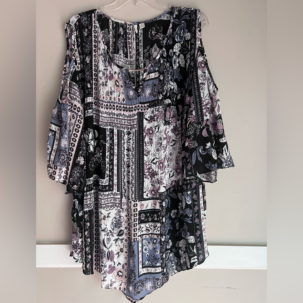 Elegant Patchwork Cold Shoulder Blouse